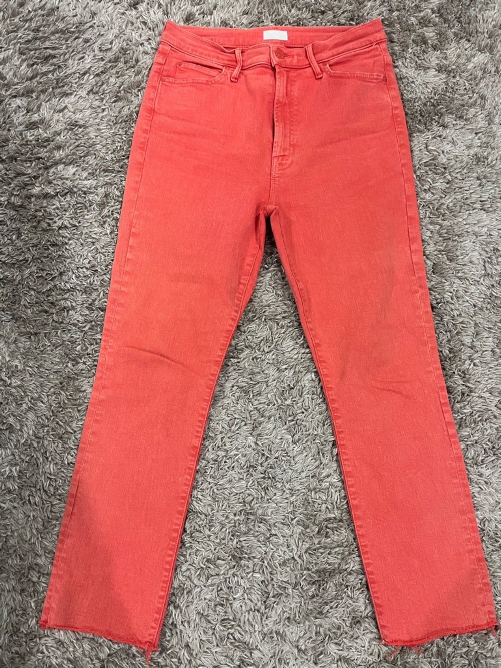 MOTHER The Swooner Rascal Ankle Fray  “Come outside and play” High-Rise Jeans